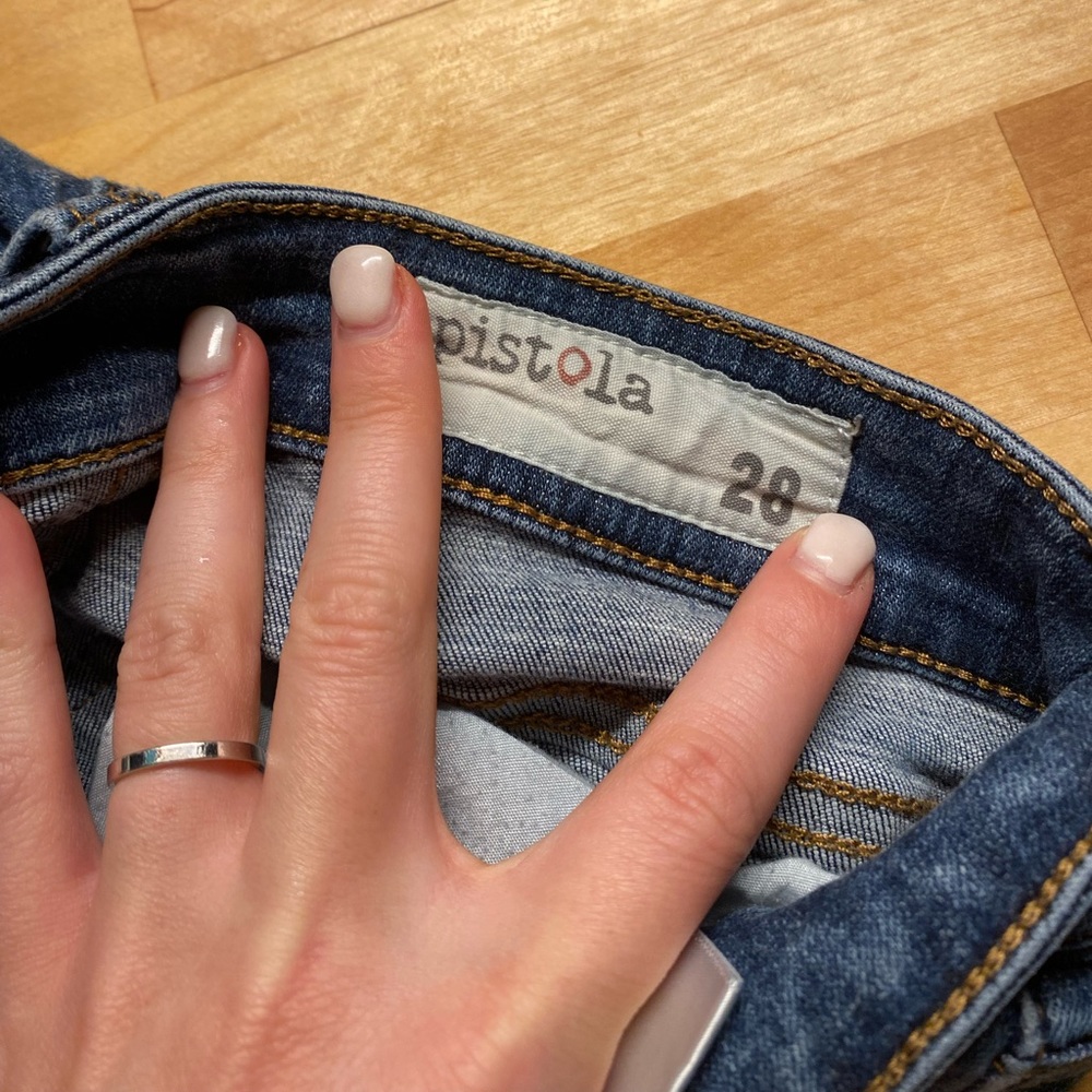 Pistola size 28 womens jean
